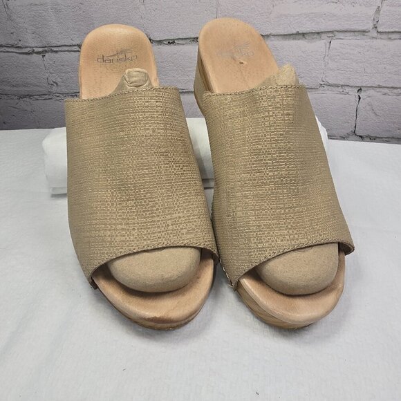 DANSKO MACI SANDALS PLATFORM SOLE WOMENS EURO SIZE 40 US SIZE 9.5 TAUPE COLOR - Picture 4 of 12